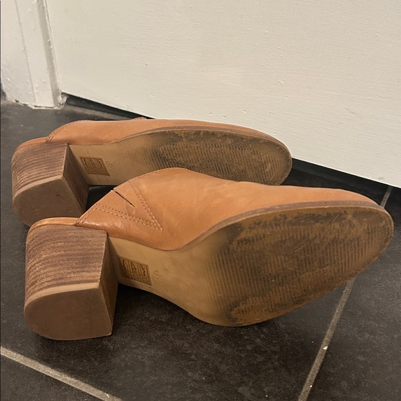 Madewell The Harper Tan Mule - Picture 6 of 7